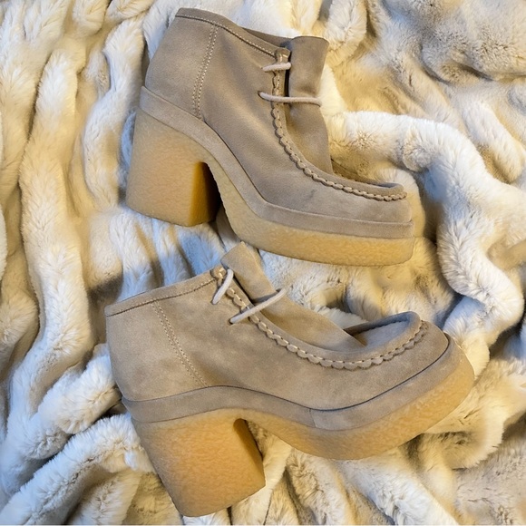 Chloé Jamie Suede Platform Lace-Up Booties - Picture 5 of 15